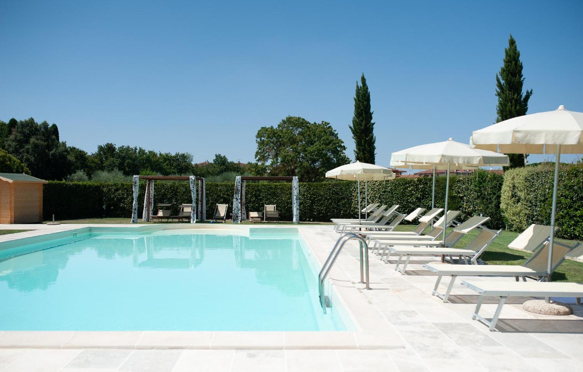 Le Colombaie Country Resort Понсако Екстериор снимка